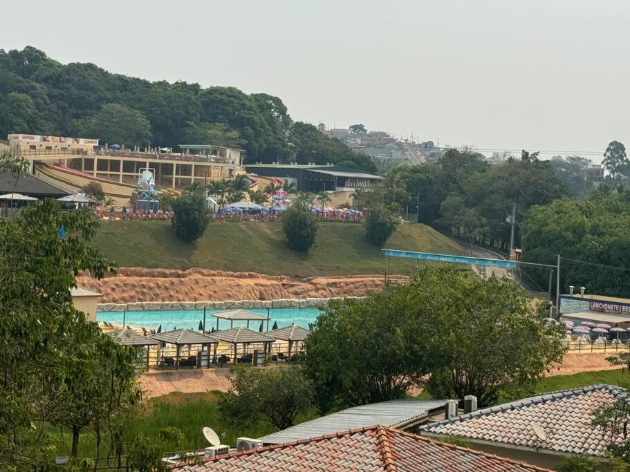 Casa Dentro Parque Aquatico Águas de Lindoia Exterior foto