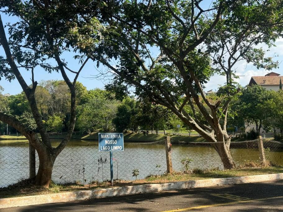 Casa Dentro Parque Aquatico Águas de Lindoia Exterior foto